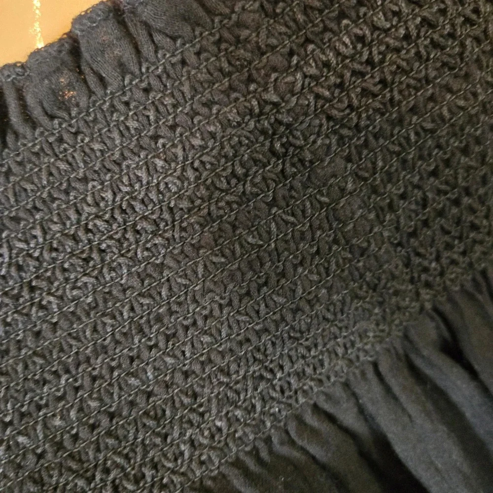 Zara Trafulac Black Off Shoulder Smocked Crop Top Bell‎ Sleeve Lace Trim Medium - Picture 6 of 8